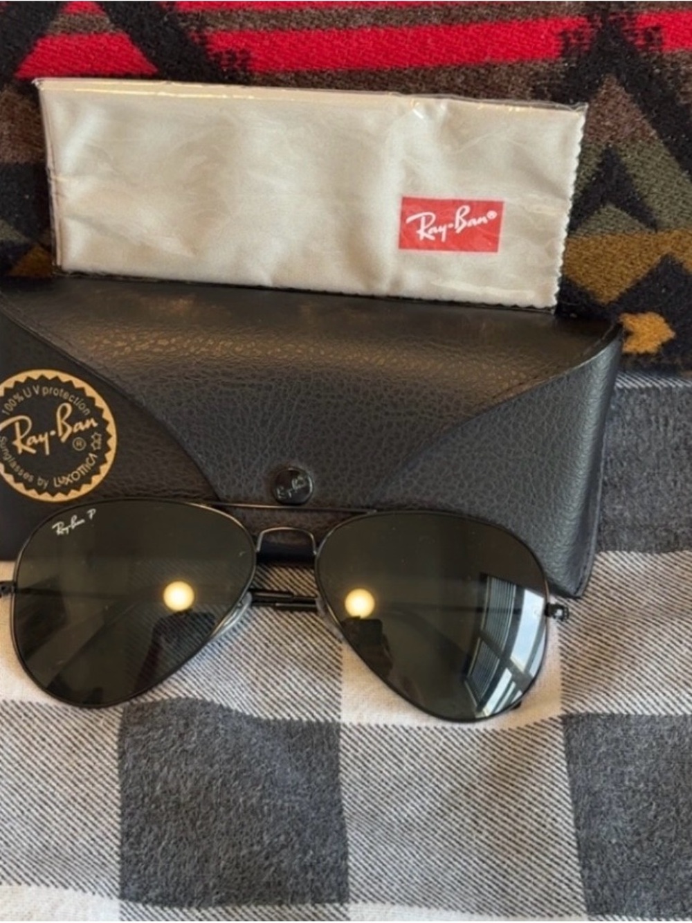 NEW Women’s Polarized Ray-Ban Aviator Sunglasses in Black